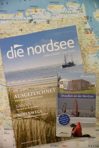 PF2_Neues_Magazin_"die_nordsee"_und_neuer_Faltplan_"Draußen_an_der_Nordsee_(Hochformat)